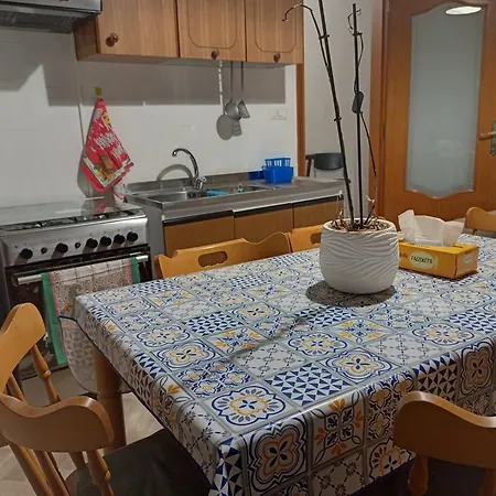 Lägenhet Divenere Carbonara - Locazione Turistica